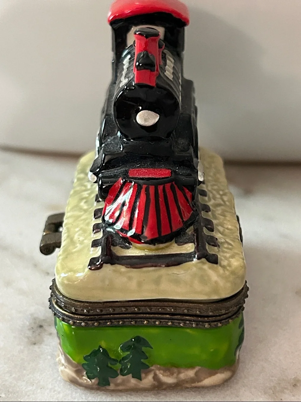 Vintage Hand Painted Porcelain Railway Steam Engine Hinged Trinket Box Train